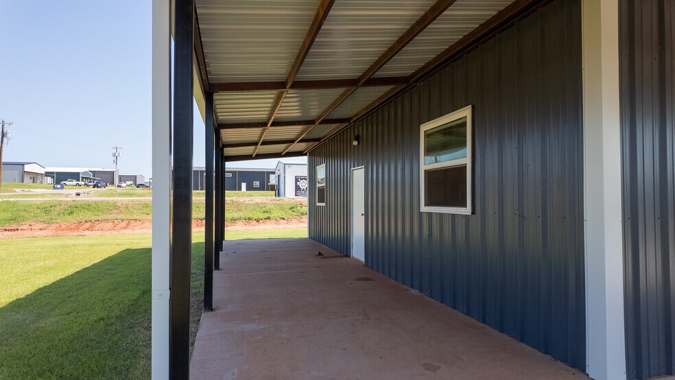 11770 Black Sand Dr, Edmond, OK à vendre - Photo du bâtiment - Image 2 de 20