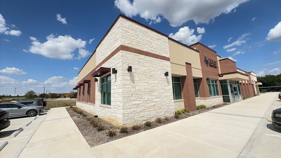 8800 Medical City Way, Fort Worth, TX à vendre - Photo du bâtiment - Image 2 de 32