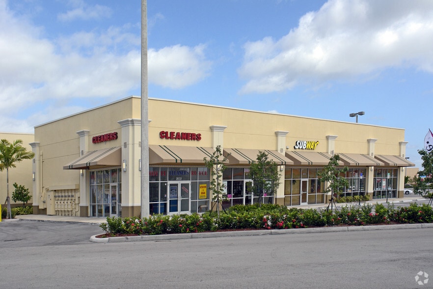 12107 NW 52nd St, Miami, FL for lease - Building Photo - Image 3 of 6