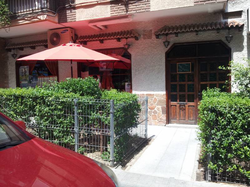 Retail in Móstoles, Madrid for lease Primary Photo- Image 1 of 3