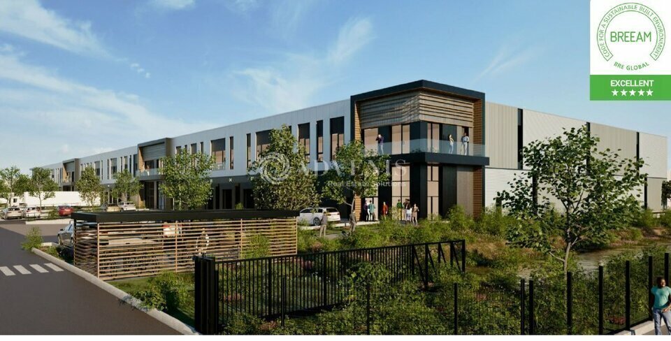 Flex in Morangis for lease Building Photo- Image 1 of 4