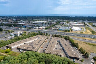 461 N Service Rd W, Oakville, ON - AERIAL map view - Image1