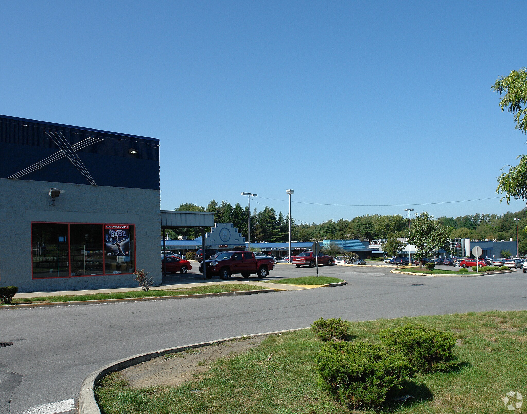 2080 Western Ave, Guilderland, NY for lease Primary Photo- Image 1 of 8