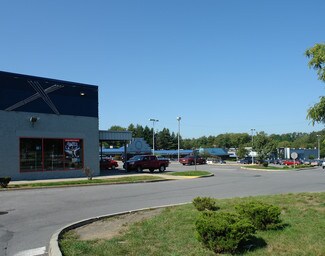 Plus de détails pour 2080 Western Ave, Guilderland, NY - Commerce de détail à louer