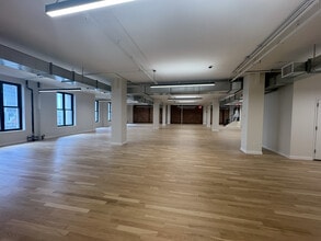 11 Broadway, New York, NY for lease Interior Photo- Image 1 of 3