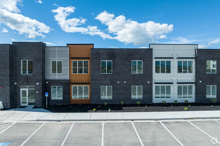 655 S 1200 W, Springville, UT à louer - Photo du bâtiment - Image 3 de 34