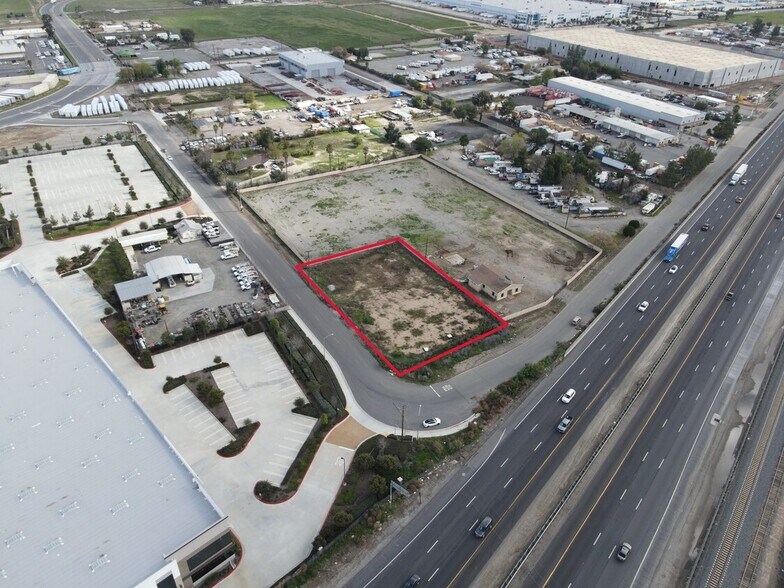 Wade And Oleander Ave, Perris, CA à vendre - Photo du bâtiment - Image 2 de 4