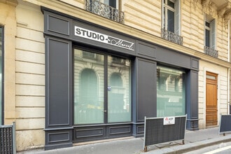 65 Rue D'Anjou, Paris for lease Building Photo- Image 2 of 7