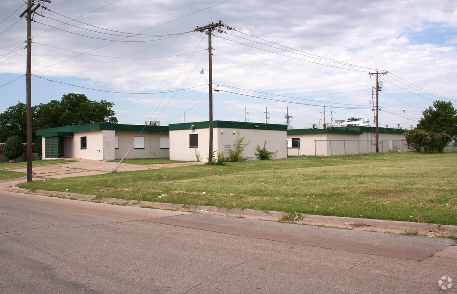 1215 NE 34th St, Oklahoma City, OK for lease - Building Photo - Image 3 of 17