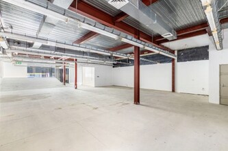 70 Norton St, Leichhardt à louer Photo intérieure- Image 2 de 3