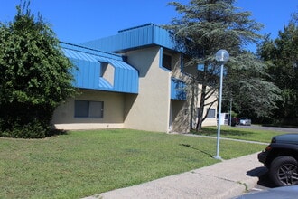 3321 Doris Ave, Ocean, NJ for lease Interior Photo- Image 2 of 16