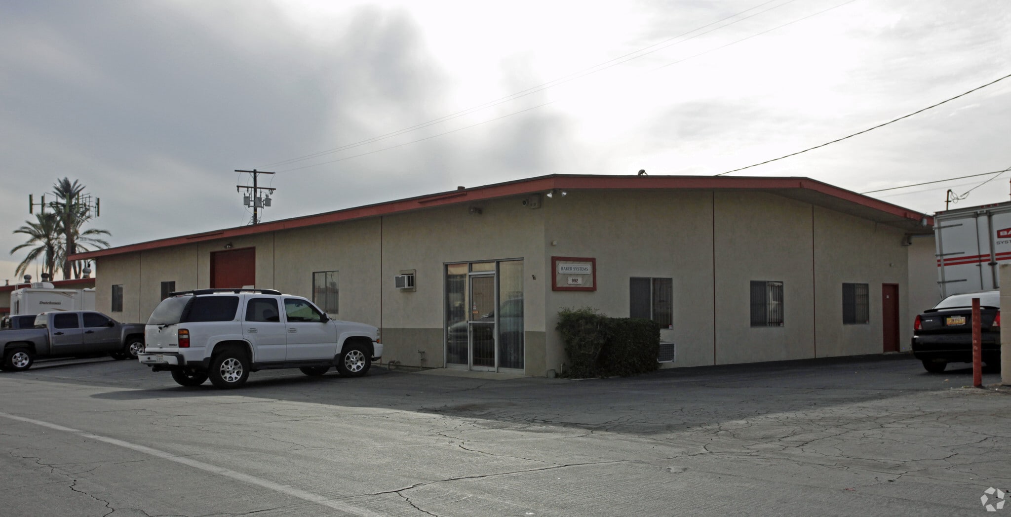 992 W 9th St, Upland, CA for lease Primary Photo- Image 1 of 5