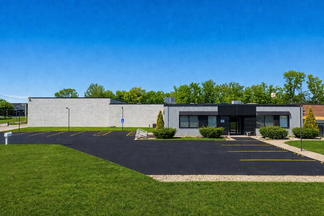 Plus de détails pour 3333 East End Ave, South Chicago Heights, IL - Industriel à louer