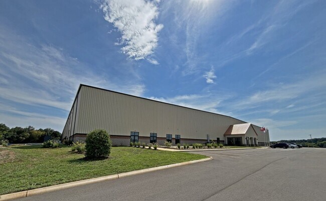 Plus de détails pour 0 Huntington Park Dr, Loudon, TN - Industriel à louer