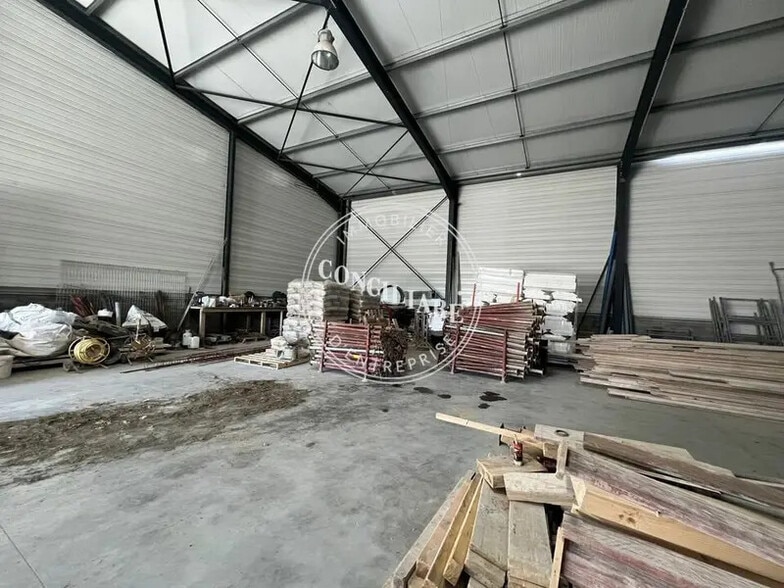 7 Rue Gaspard-Gustave Coriolis, Plaisance-du-Touch for lease - Interior Photo - Image 3 of 5