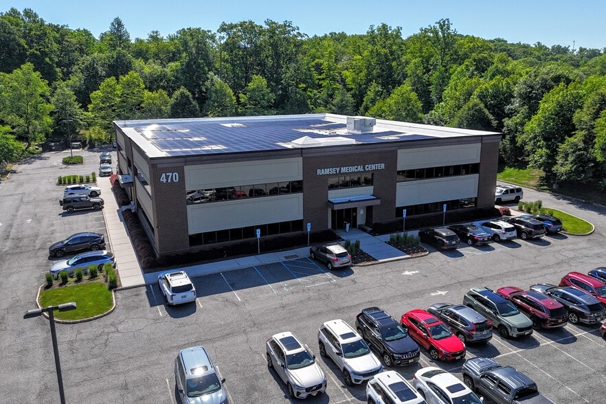 470 Franklin Tpke, Ramsey, NJ à louer - Photo du bâtiment - Image 1 de 37