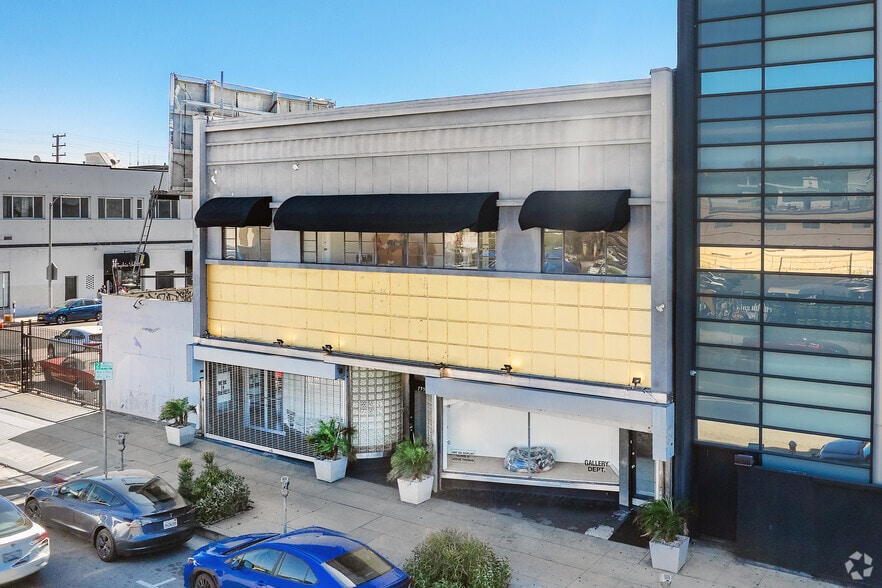7956-7958 Beverly Blvd, Los Angeles, CA for lease - Building Photo - Image 2 of 15