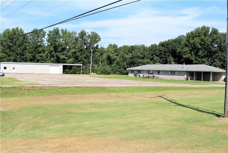 6911 Alma Hwy, Van Buren, AR for sale - Primary Photo - Image 1 of 1