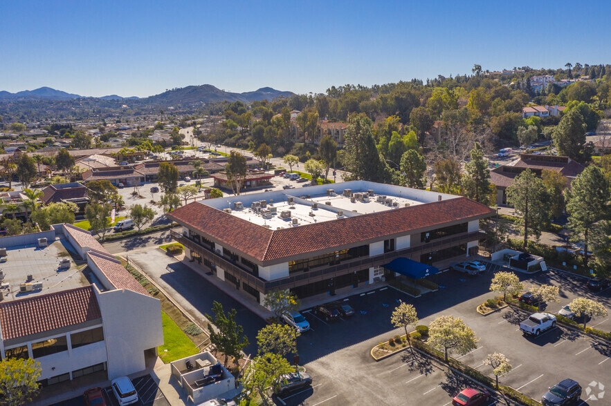 16766 Bernardo Center Dr, San Diego, CA for lease - Building Photo - Image 2 of 10