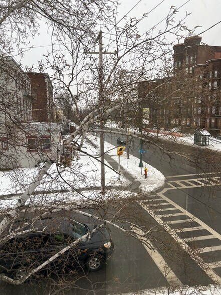 1500 Genesee St, Utica, NY à louer - Photo du bâtiment - Image 3 de 31