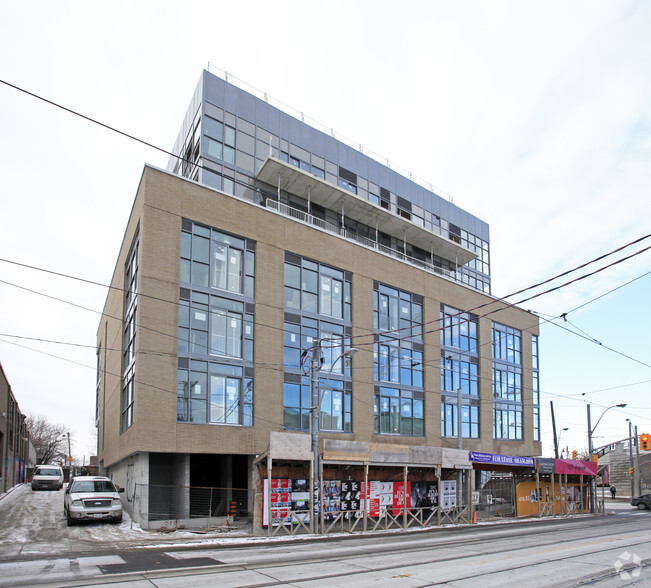 1205 Queen St W, Toronto, ON for lease - Building Photo - Image 3 of 9