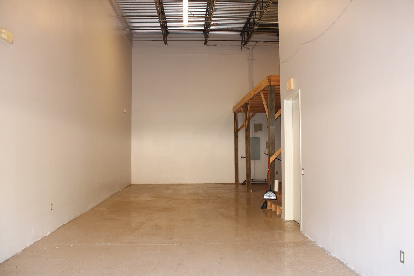 12960 Commerce Lakes Dr, Fort Myers, FL 33913 - Unité A4 -  - Photo intérieure - Image 2 of 6