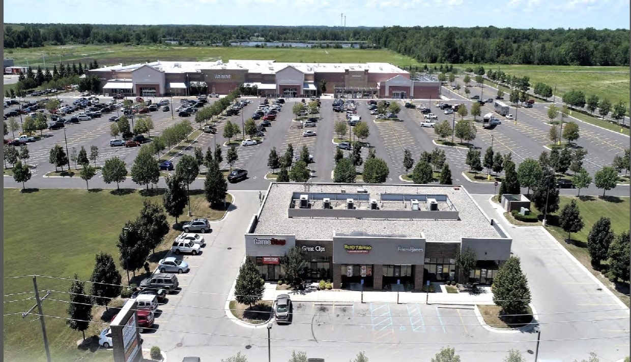4865-4885 24th Ave, Fort Gratiot, MI for lease Building Photo- Image 1 of 7