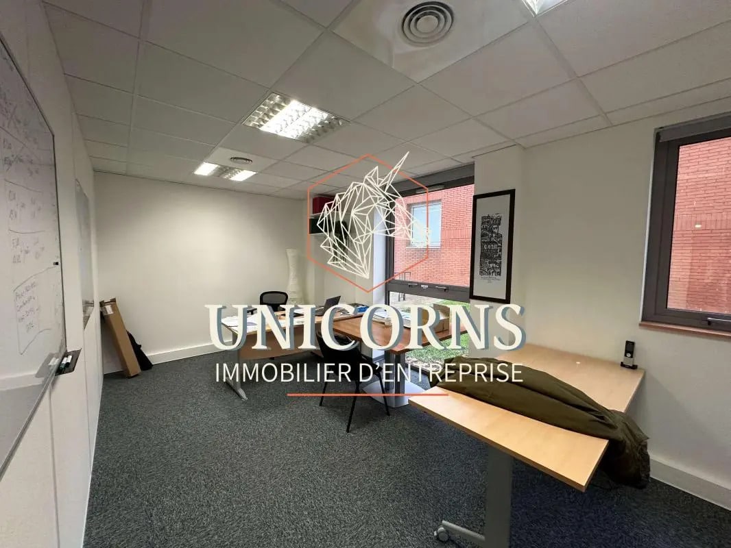 Office in Colomiers for lease Interior Photo- Image 1 of 6