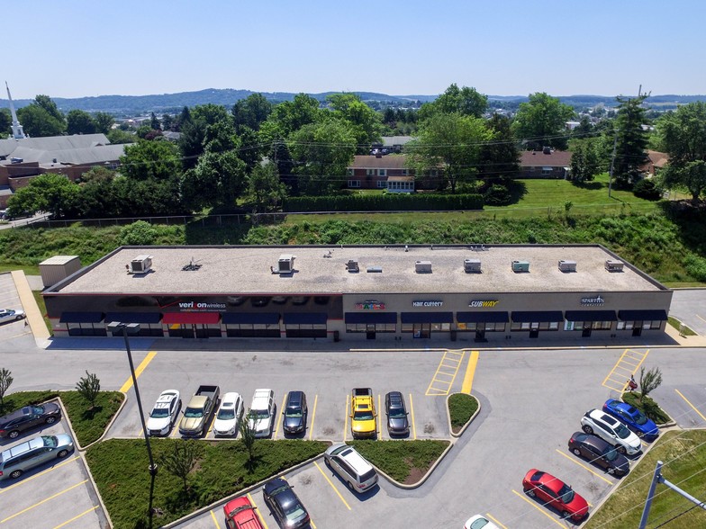 2180-2192 White St, York, PA for lease - Building Photo - Image 1 of 5