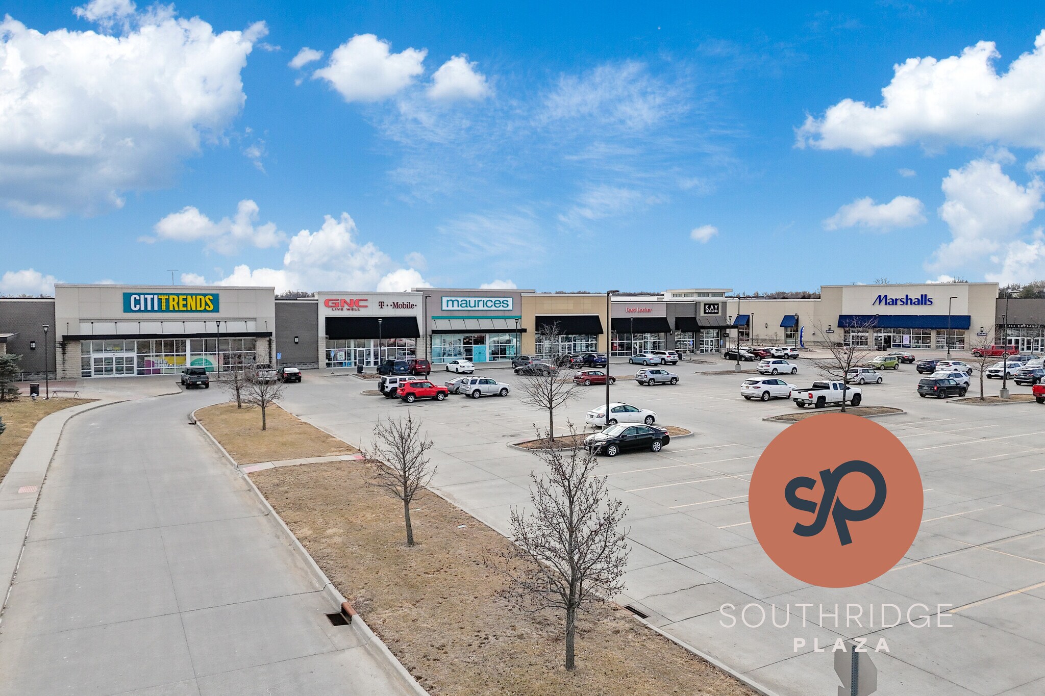 1111 E Army Post Rd, Des Moines, IA à louer Photo du bâtiment- Image 1 de 8