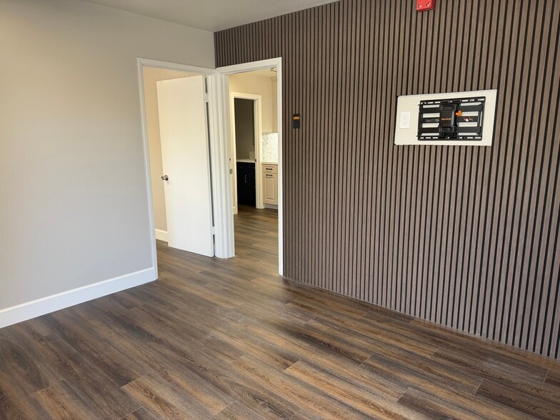 144 E Santa Clara St, Arcadia, CA à louer - Photo du bâtiment - Image 2 de 34