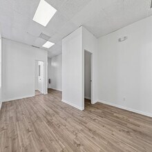 11350 66th St, Largo, FL for lease Interior Photo- Image 1 of 3