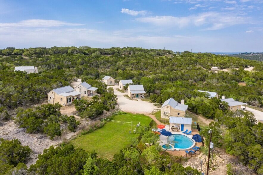 7400 McGregor Ln, Dripping Springs, TX à vendre - Aérien - Image 1 de 16