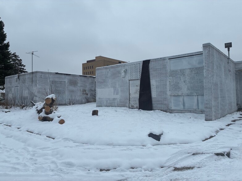 500 W Huron St, Pontiac, MI for sale - Primary Photo - Image 1 of 2