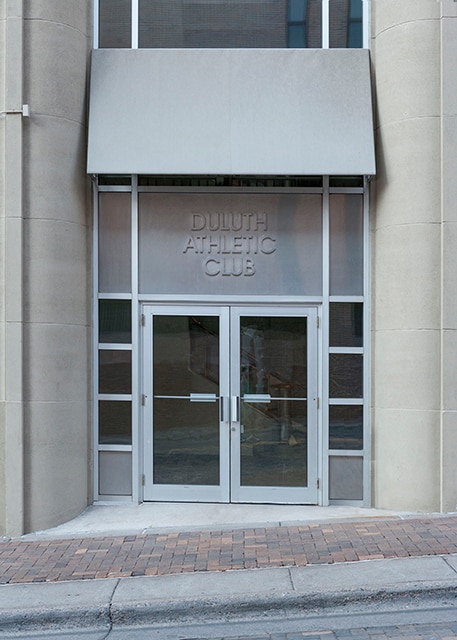 402 W 1st St, Duluth, MN for lease Primary Photo- Image 1 of 4