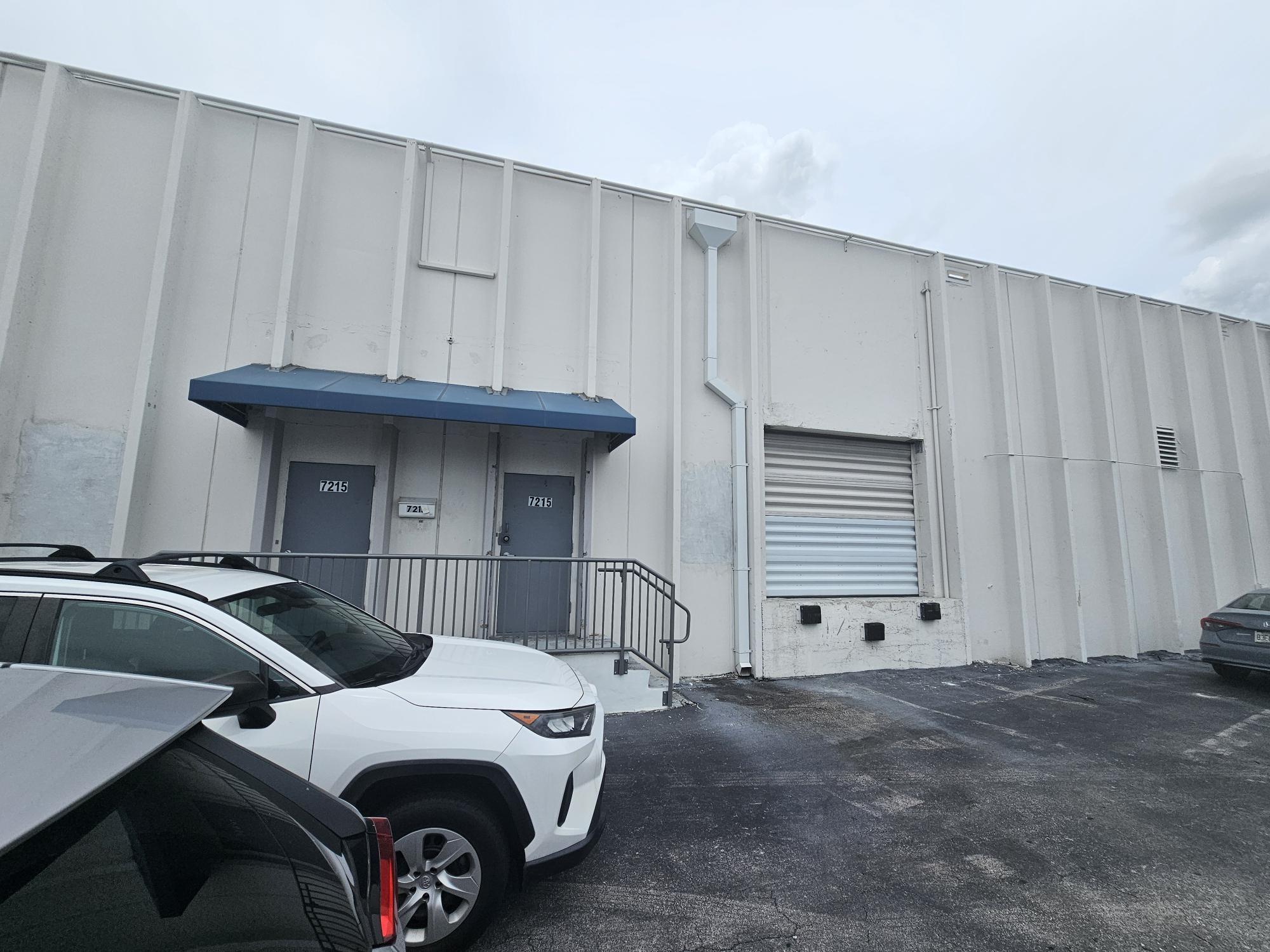 7212-7282 NW 33rd St, Miami, FL for lease Building Photo- Image 1 of 4