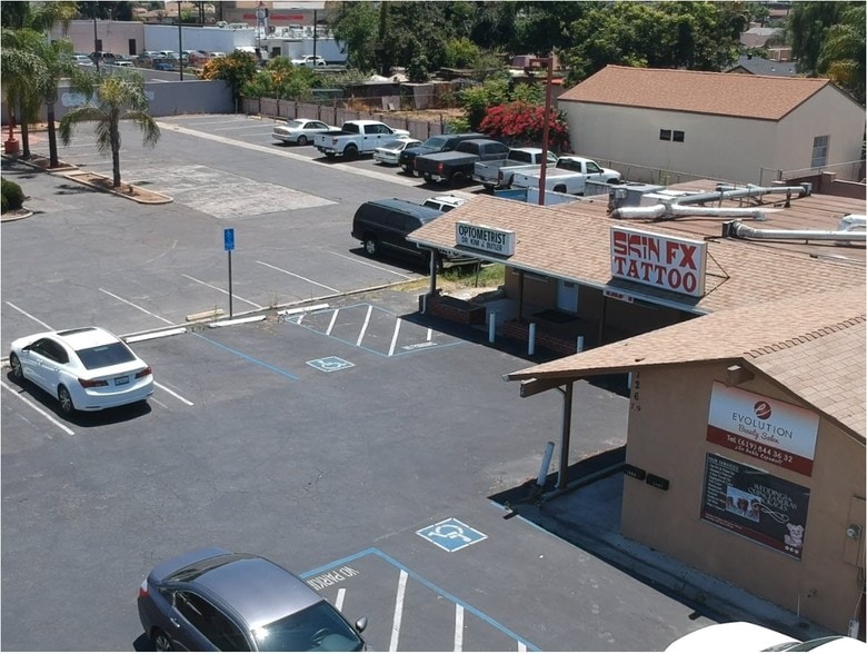 1267-1273 Broadway St, El Cajon, CA à louer - Photo du bâtiment - Image 2 de 15