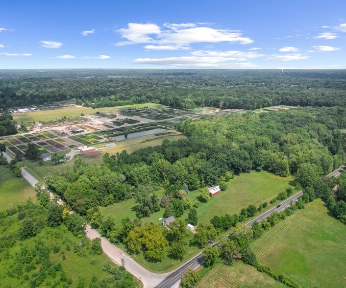 9310 Rushton Rd, South Lyon, MI for sale - Building Photo - Image 3 of 16