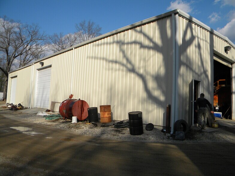 25364 Richmond Tpke, Ruther Glen, VA à vendre - Photo du bâtiment - Image 3 de 26