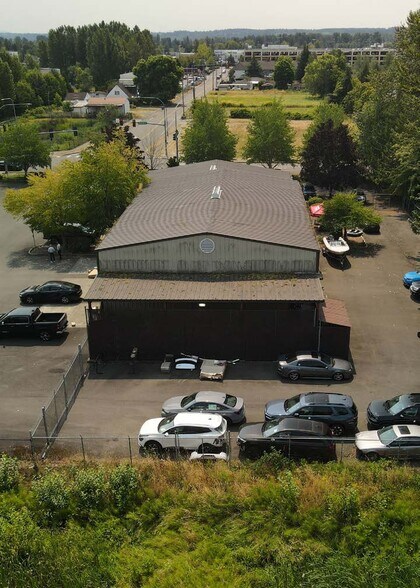 5909 12th St E, Fife, WA à vendre - Photo du bâtiment - Image 3 de 6