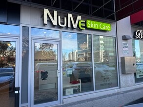 7181 Yonge St, Markham, ON for lease Building Photo- Image 2 of 4