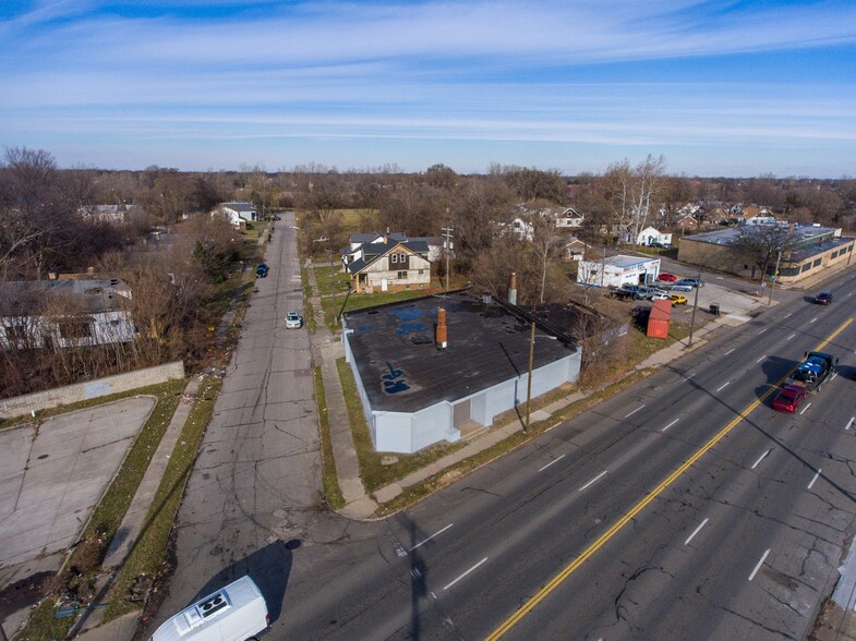 5101 E Davison St, Detroit, MI à vendre - Photo du bâtiment - Image 1 de 1