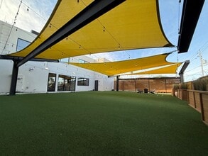 6910 E 5th Ave, Scottsdale, AZ à louer Photo du bâtiment- Image 2 de 5