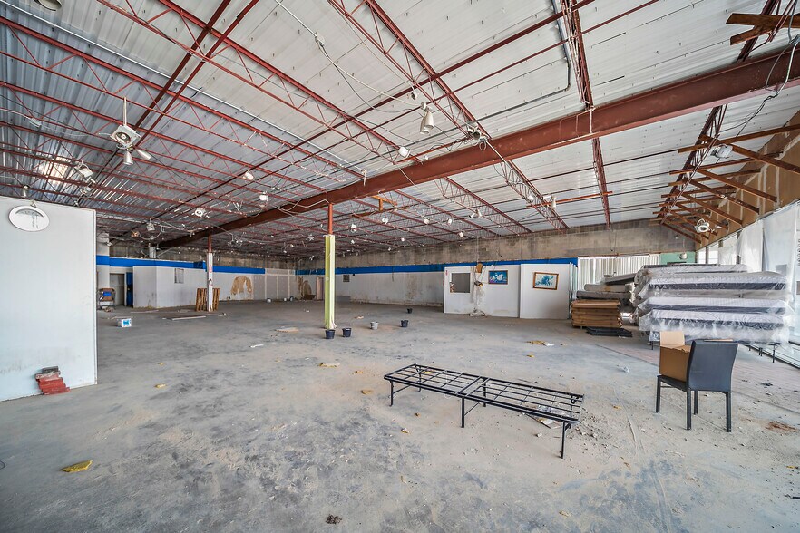 10200 Almeda Genoa Rd, Houston, TX à louer - Photo du bâtiment - Image 2 de 25