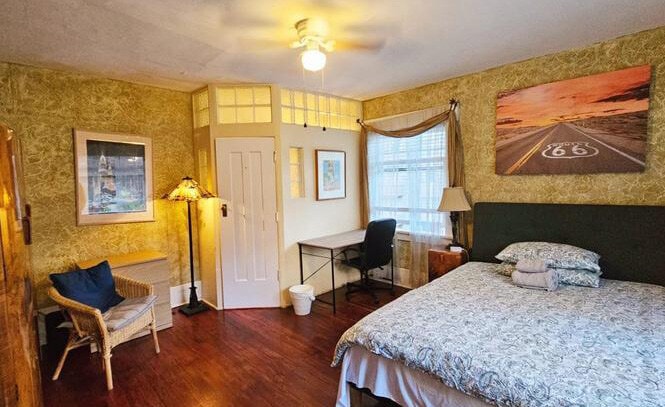 977 Broughton St, Vancouver, BC for sale - Interior Photo - Image 3 of 7