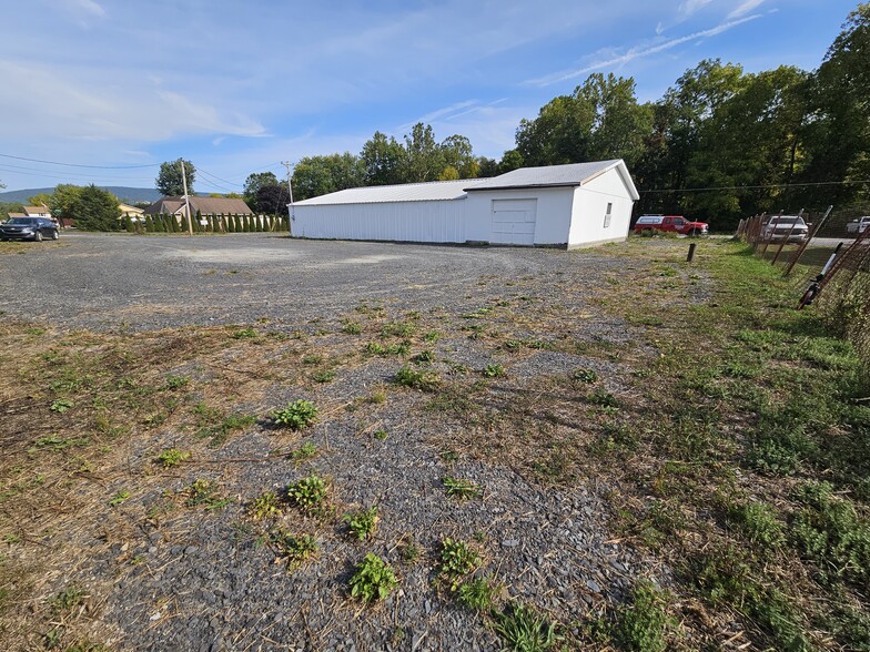 99 Green Dr, Duncansville, PA for sale - Building Photo - Image 2 of 6