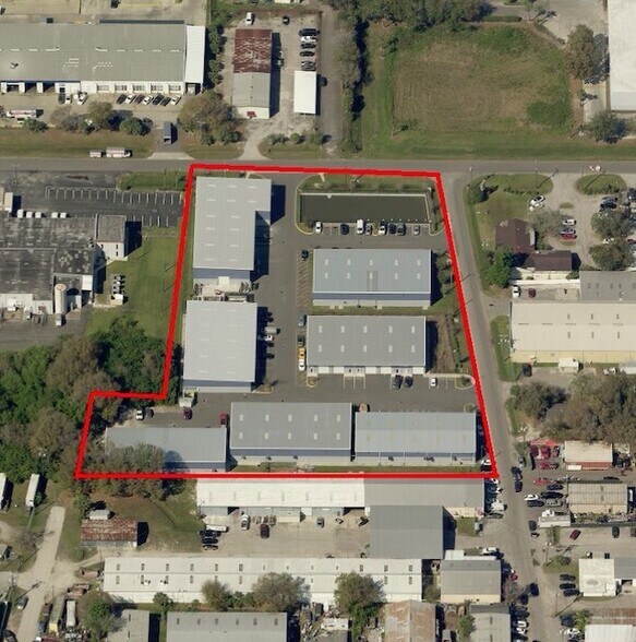 4402 W Crest Ave, Tampa, FL à louer - Aérien - Image 2 de 9