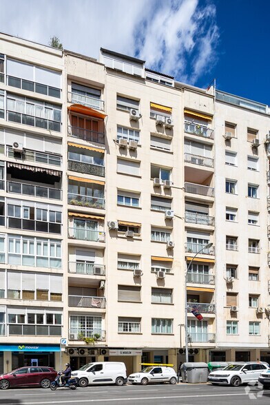 Avenida de la República Argentina, 52, Séville, Sevilla à louer - Photo du bâtiment - Image 2 de 3