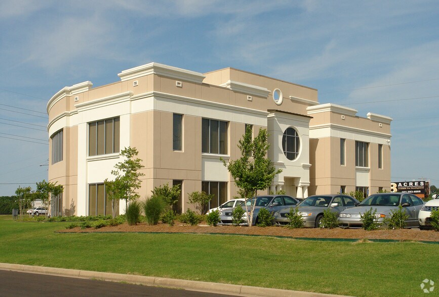 106 Riverview Dr, Flowood, MS à louer - Photo du bâtiment - Image 2 de 5