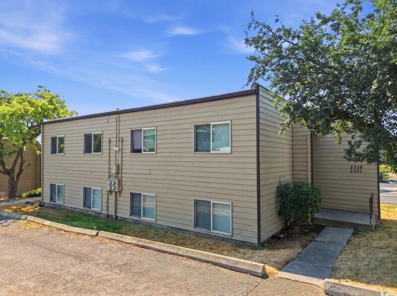 2327 E 29th Ave, Spokane, WA for sale - Building Photo - Image 3 of 9